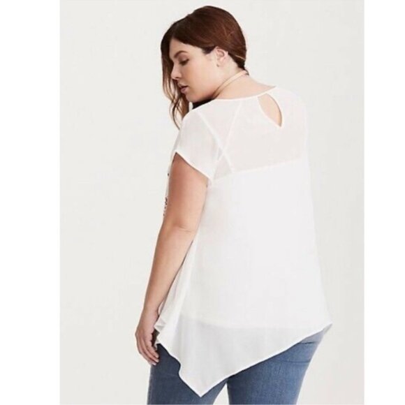 Torrid White Floral Sheer Back Hanky Hem Blouse - Picture 2 of 12